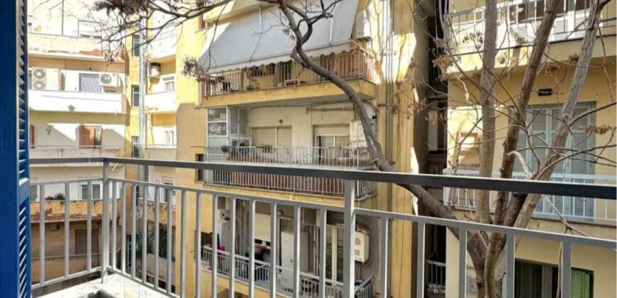 ΠΩΛΕΙΤΑΙ ΔΙΑΜΕΡΙΣΜΑ