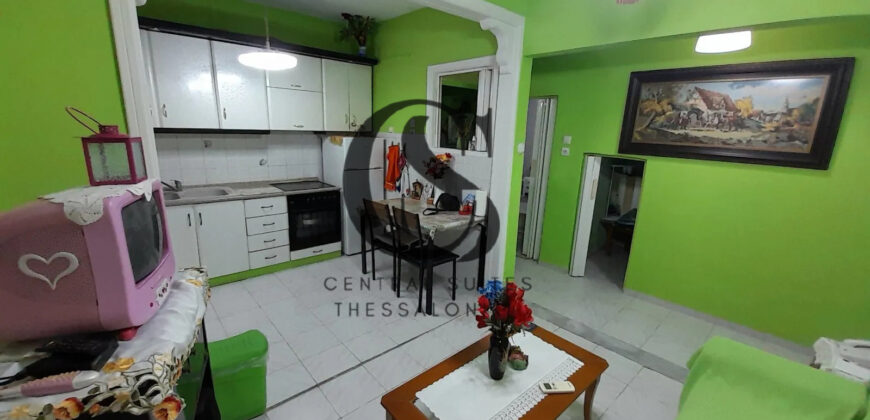 Ενοικιάζεται διαμέρισμα στο Φάληρο 52τ.μ. 370€