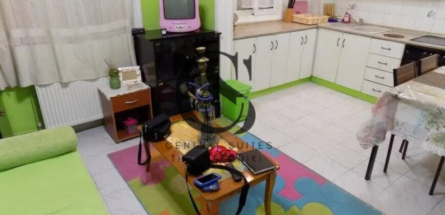 Ενοικιάζεται διαμέρισμα στο Φάληρο 52τ.μ. 370€
