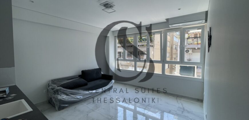 Πωλείται στο ΚΕΝΤΡΟ συγκρότημα 4 διαμερισμάτων 250.000€ το καθένα