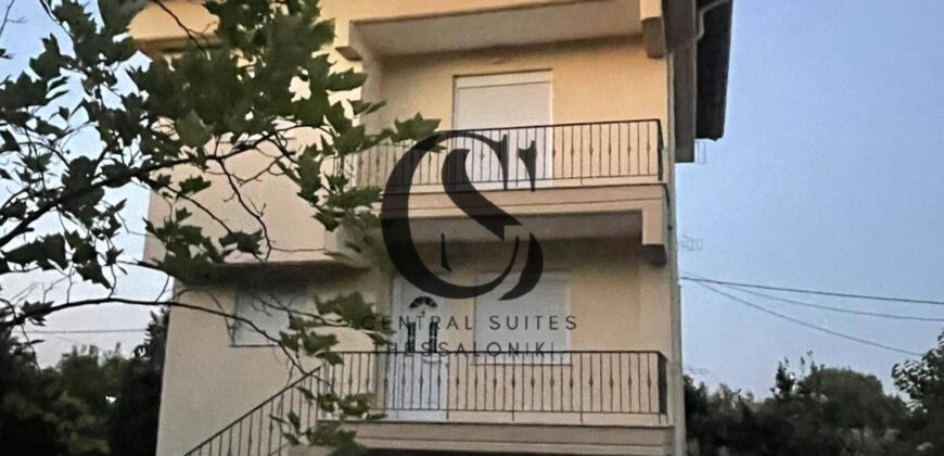 Πωλούνται 2 μεζονέτες στην ΠΛΑΚΑ ΛΙΤΟΧΩΡΟΥ 65τ.μ. 260.000