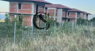 Πωλείται συγκρότημα κατοικιών στην ΑΝΩ ΛΕΠΤΟΚΑΡΥΑ 172τ.μ. 90.000€ η μία