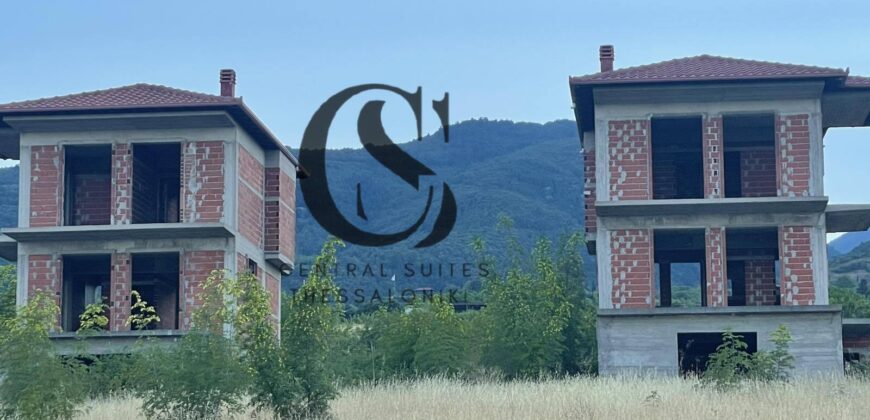 Πωλείται συγκρότημα κατοικιών στην ΑΝΩ ΛΕΠΤΟΚΑΡΥΑ 172τ.μ. 90.000€ η μία