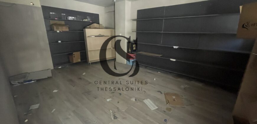 Ενοικιάζεται Επαγγελματικό Κατάστημα 230 τ.μ. – Καμάρα, Κέντρο Θεσσαλονίκης 2.500€