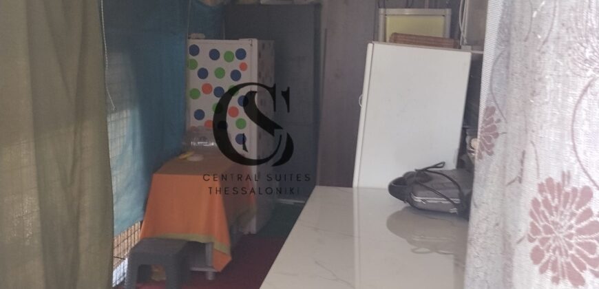 Πωλείται στην Ν.Ποτιδαία κατοικία 50τ.μ. και 230τ.μ.οικόπεδο 90.000€