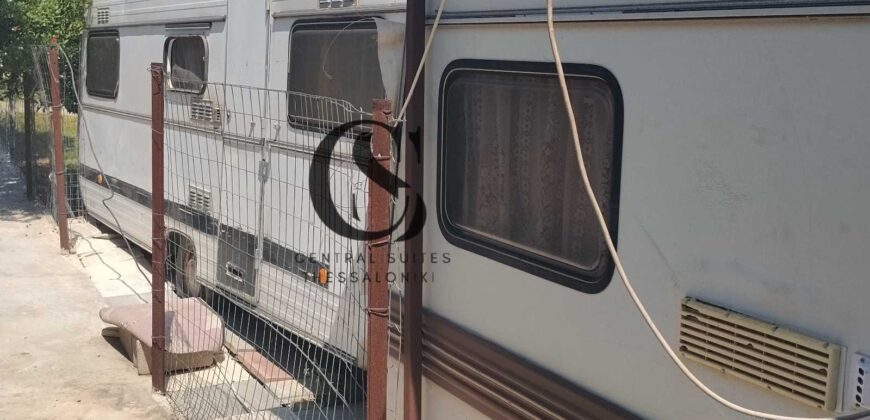 Πωλείται στην Ν.Ποτιδαία κατοικία 50τ.μ. και 230τ.μ.οικόπεδο 90.000€