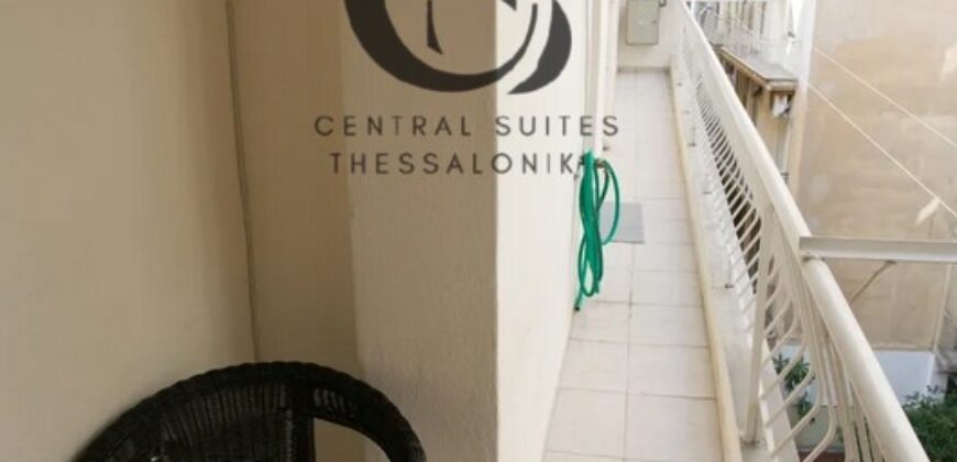 Ενοικιάζεται πλήρως ανακαινισμένο & επιπλωμένο διαμέρισμα 49 τ.μ. στο Κέντρο Θεσσαλονίκης – 900€/μήνα