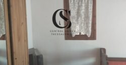 Πωλείται εξοχική μονοκατοικία .στην Ποτίδαια δίπλα στη θάλασσα 70τ.μ. 130.000€