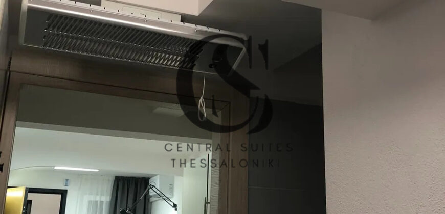 Ενοικιάζεται Πλήρως Ανακαινισμένο Studio 27 τ.μ. – Κέντρο Θεσσαλονίκης Τιμή: 420€/μήνα
