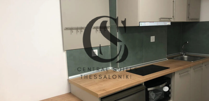 Ενοικιάζεται Πλήρως Ανακαινισμένο Studio 27 τ.μ. – Κέντρο Θεσσαλονίκης Τιμή: 420€/μήνα