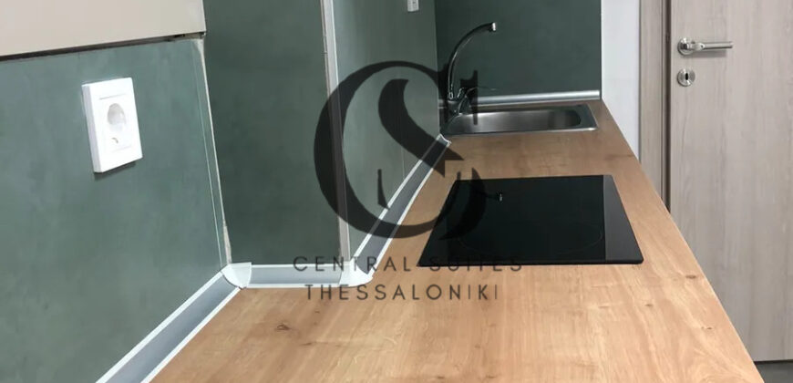 Ενοικιάζεται Πλήρως Ανακαινισμένο Studio 27 τ.μ. – Κέντρο Θεσσαλονίκης Τιμή: 420€/μήνα