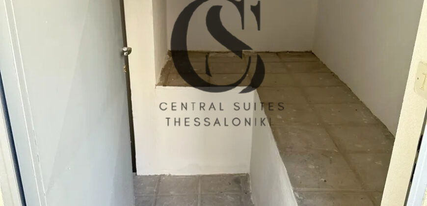 Πωλείται Ημιυπόγεια Αποθήκη 50 τ.μ. – Καραμπουρνάκι, Καλαμαριά 33.000€