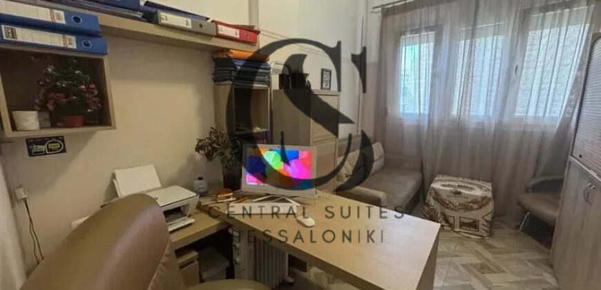 Πωλείται ανακαινισμένο γραφείο 16 τ.μ. – Κέντρο Θεσσαλονίκης | 47.000€